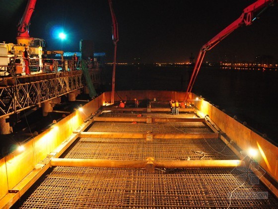 承台大体积混凝土浇筑交底资料下载-[江西]高速公路特大桥承台大体积混凝土施工方案