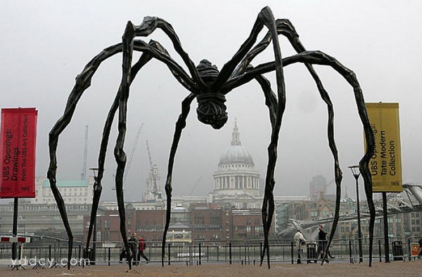 23个世界上最具创意的城市雕塑！-24个世界上最具创意的城市雕塑，伦敦，泰特现代美术馆，蜘蛛雕塑