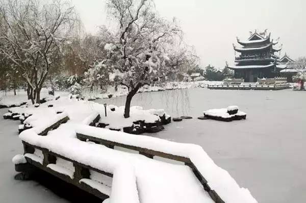 中国最美十大古镇下雪了，美到令人心醉_20