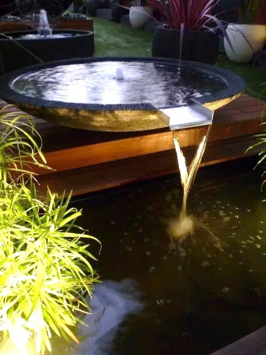 石材水景静水面做法资料下载-水景那么多，哪款适合您家院子？