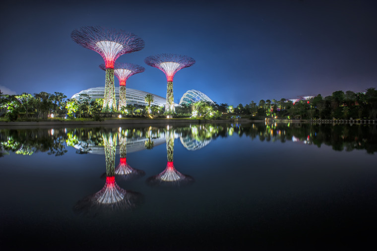 新加坡某垂直花园住宅资料下载-新加坡海湾公园