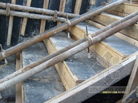 [QC]提高楼梯混凝土施工质量