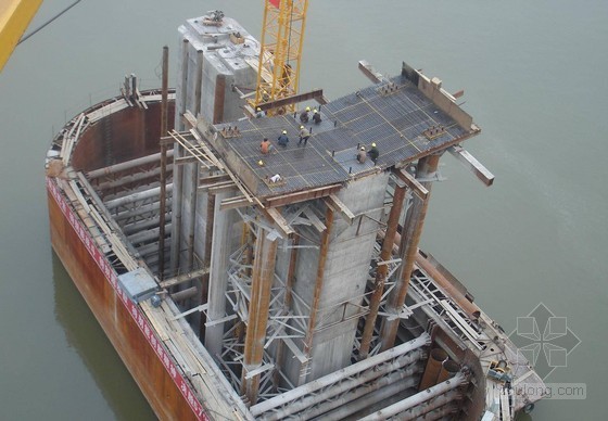 湖南省施工技术流程资料下载-湖南省某高速公路大桥双壁钢围堰施工技术方案