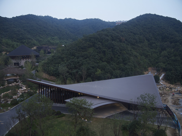 莫干山郡安里君澜度假区资料下载-郡安里君澜度假酒店接待中心