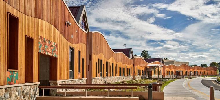 2层小学建筑设计图资料下载-将反恐纳入建筑设计——新桑迪胡克小学