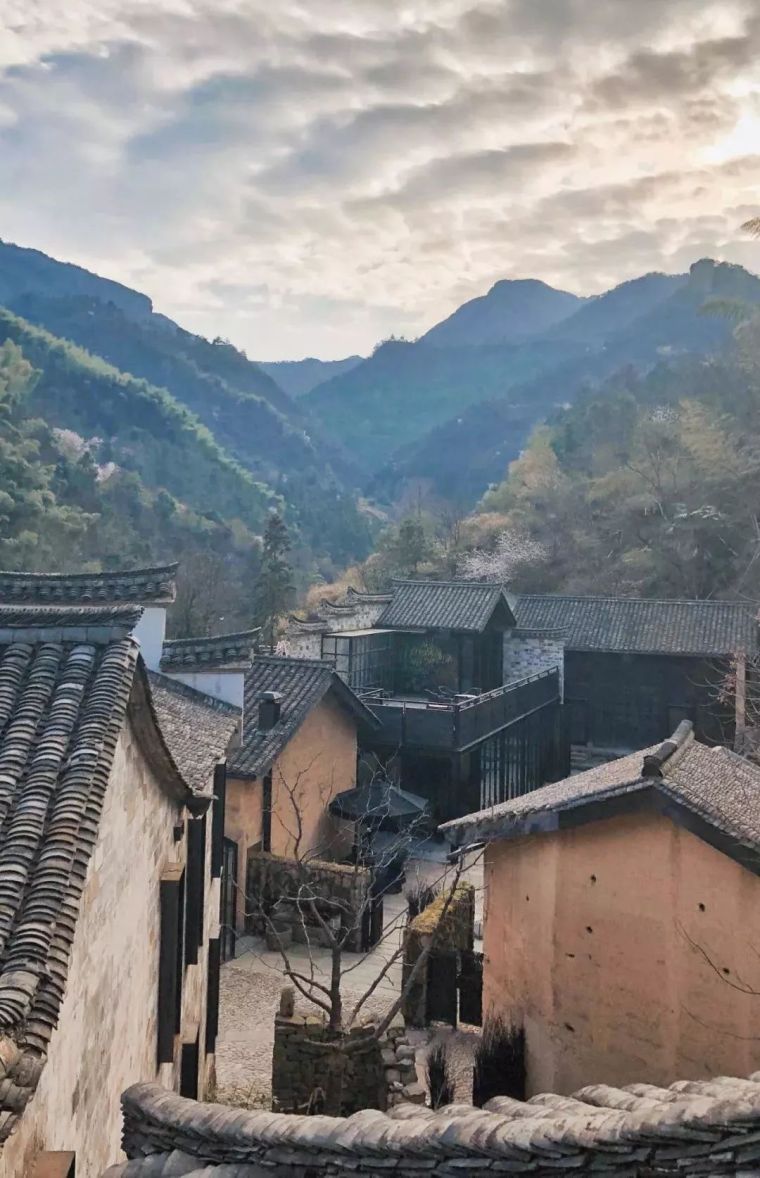 花3年时间改造封闭小山村，盖成了全中国最贵的民宿_10
