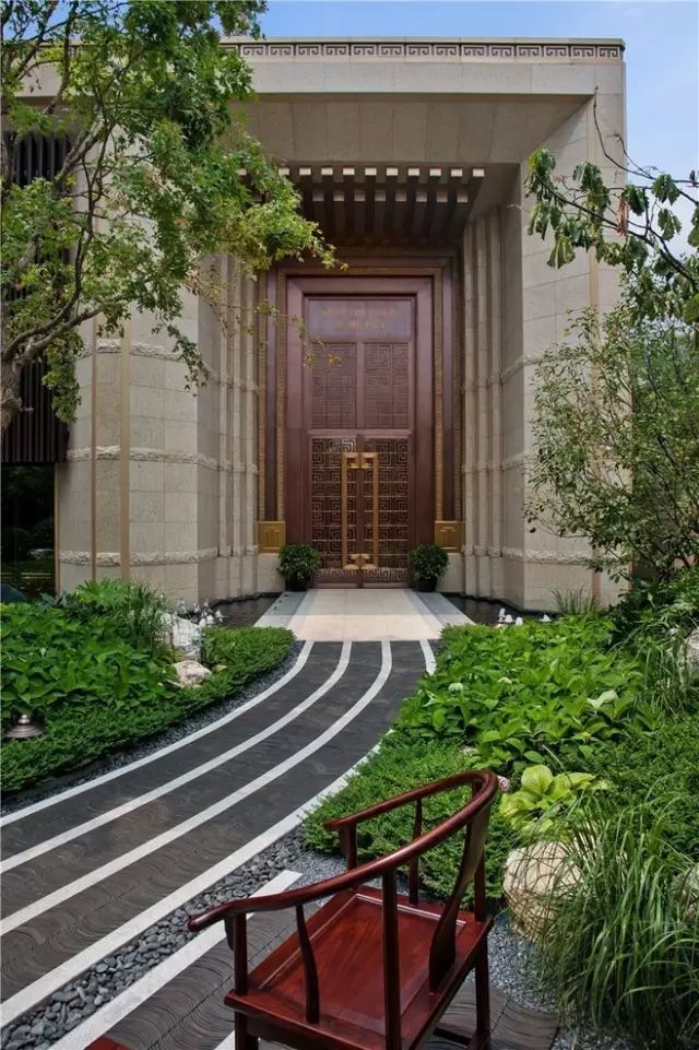 现代中式庭院SU资料下载-中式庭院门，太壕了！