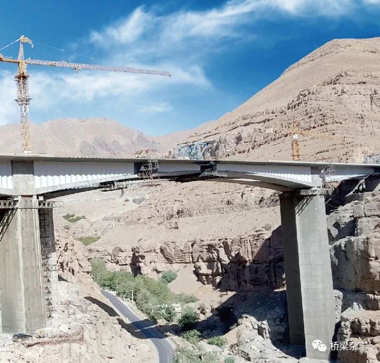景观钢结构桥梁方案资料下载-[钢结构·桥梁]波形钢腹板梁桥的跨径突破