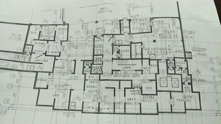 建筑怎么看图纸资料下载-人防吊钩的位置在这图纸上怎么看出来