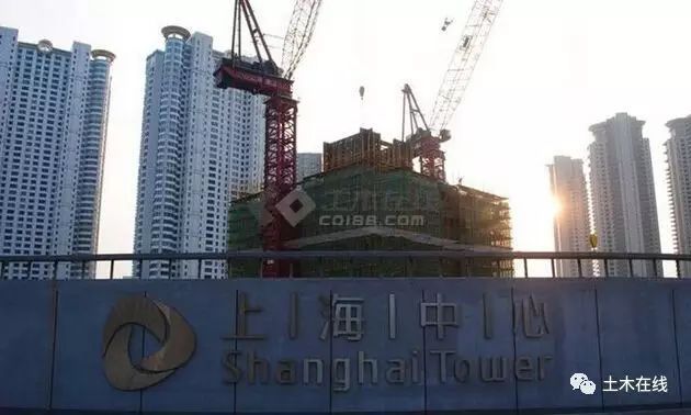 宗地块住宅项目资料下载-[大国工程巡礼]中国第一高楼背后10宗“最”，你有何“最”！