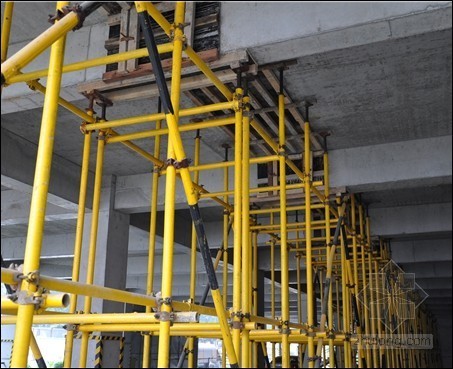 单层工业厂房结构预制吊装工程作业设计计算书资料下载-[河南]工业厂房模板工程专项施工方案