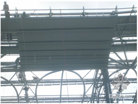 铝膜安装技术交底资料下载-苏州某工程铝帷幕的设计与安装（天幕钢结构）