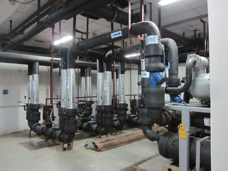 空调机组连接水管详图资料下载-暖通空调工程质量监理中常见问题及其处理