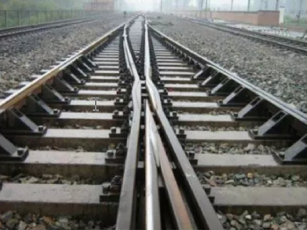 铁路发展规划资料下载-中国铁路养护市场 ——国内外企业