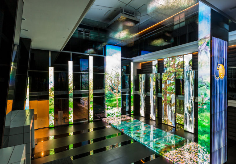 12生肖su模型资料下载-台北银行内的沉浸式自然美景呈现装置