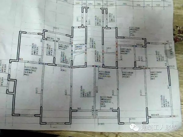 如何看懂工程施工图资料下载-如何看懂图纸