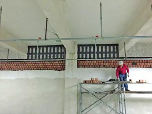 主体结构施工方案摘要资料下载-九龙仓时代上城违规加固负一楼横梁 主体结构安全遭质疑