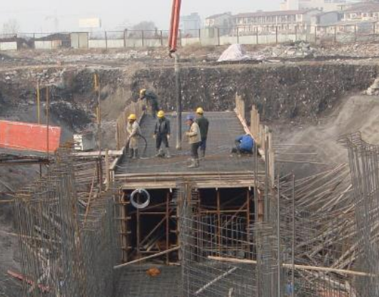 综合管廊交通标识图资料下载-综合管廊简介及武汉市综合管廊建设情况（2017年，112页）