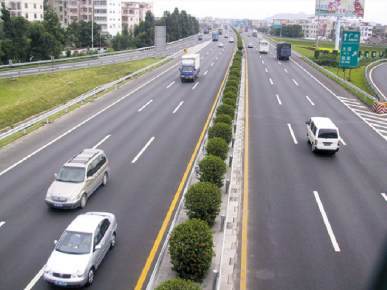 高速公路绿化设计案例资料下载-高速公路改扩建的新问题与总体设计原则(121页)