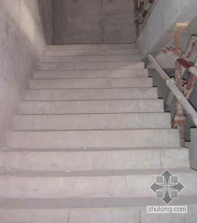 楼梯踏步质量QC资料下载-运用QC方法提高楼梯混凝土外观质量（PPT）