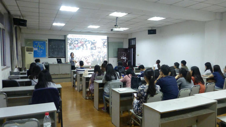 某国外女建筑资料下载-在国企设计院工作是怎么样一种体验？