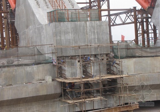 特大中承式钢箱拱桥资料下载-[QC]提高系杆225m超长预应力钢束穿束施工效率（下承式刚性系杆钢拱桥）