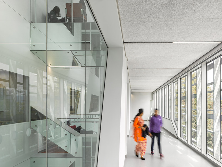 加拿大兰加拉学院科技楼-012-Langara-College-Science-and-Technology-Building-by-Teeple-Architects