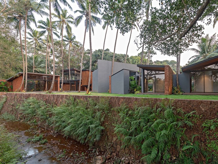 葡萄牙棕榈树避暑别墅资料下载-印度棕榈别墅