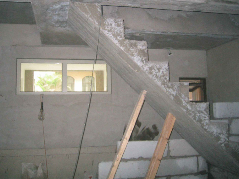 钢筋锚定焊接长度规范资料下载-楼梯钢筋下料长度计算实例