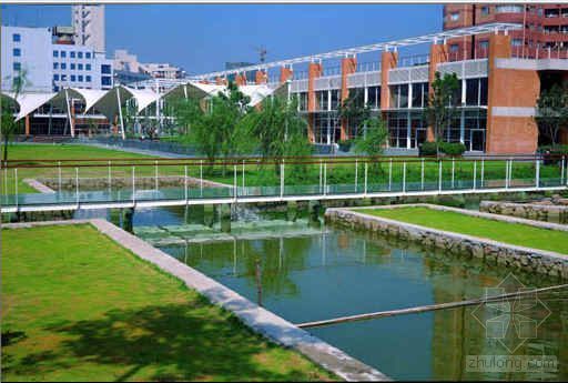 布伦堡法国公司总部资料下载-法国公司设计的生态广场规划设计