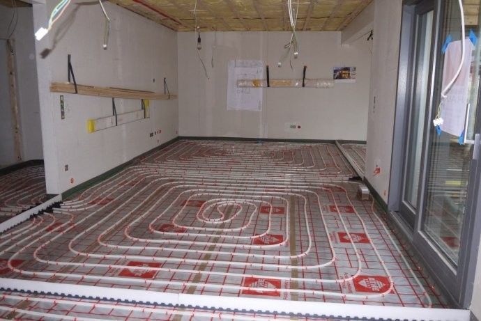 为什么国外那么多被动式舒适住宅都爱采用地板采暖技术？_2