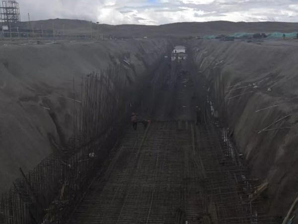 护坡脚手架专项施工方案资料下载-雨季，城市地下综合管廊模板脚手架等施工要怎样做？