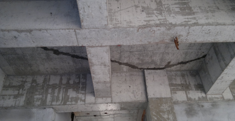 混凝土事故分析处理资料下载-高层建筑混凝土墙板裂缝事故调查分析及处理办法