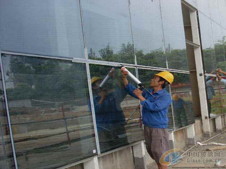 玻璃幕墙注意资料下载-玻璃幕墙施工方案