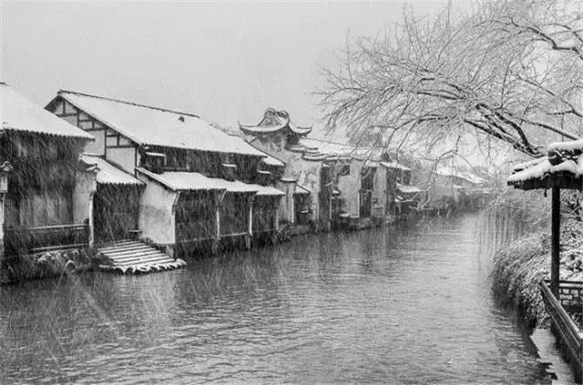 中国最美十大古镇下雪了，美到令人心醉_22