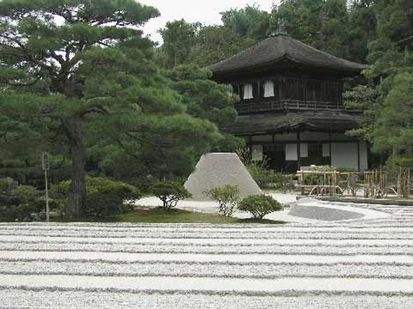 庭院枯山水cad施工图资料下载-园林景观照明设计-日本枯山水庭园的神圣之处！