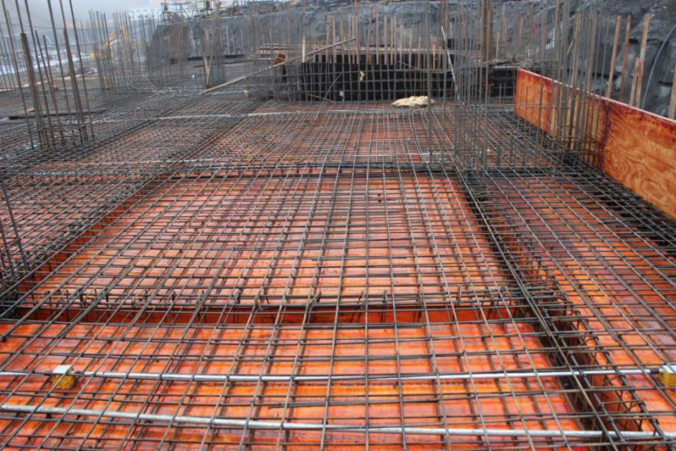 安徽省建设工程取费标准资料下载-知名房地产企业模板工程施工质量标准（一图一解）