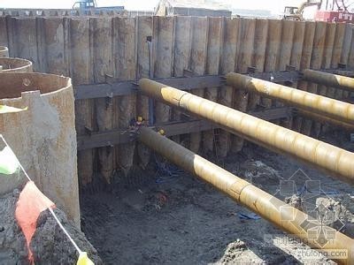 隔振沟开挖方案资料下载-桥涵深基坑开挖方案