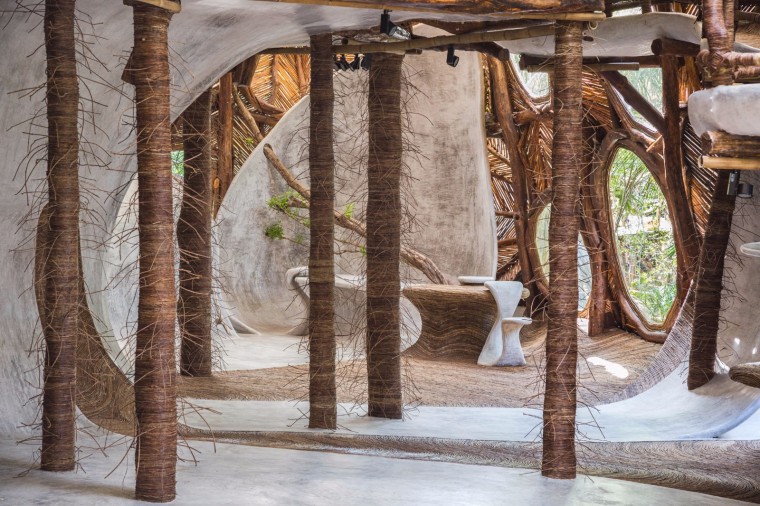 水泥和木材结合出奇妙的空间结构 — 图卢姆树屋美术馆-1525446959410013.jpg