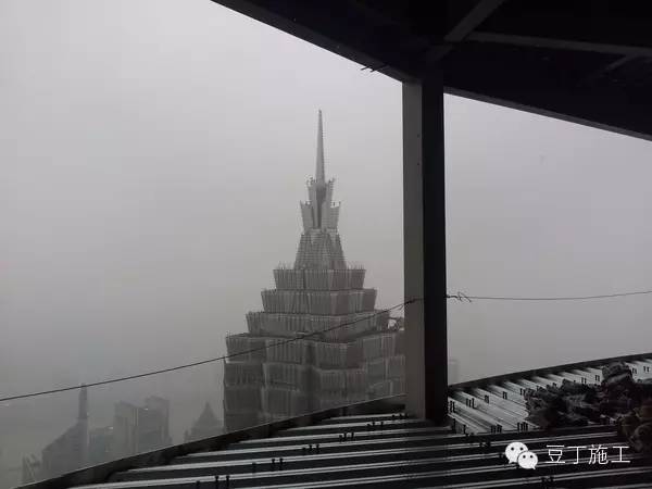 [纪实]上海中心大厦的工程师的施工日志被捡到后。。。_51