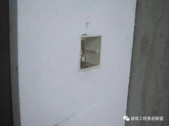 来工地现场看看外墙保温板是如何施工的_23