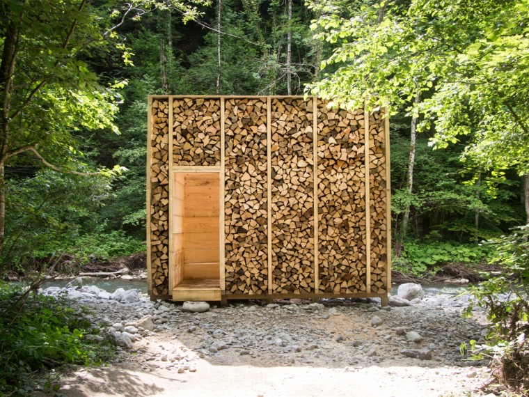 建筑木搭建资料下载-法国木堆积木小屋