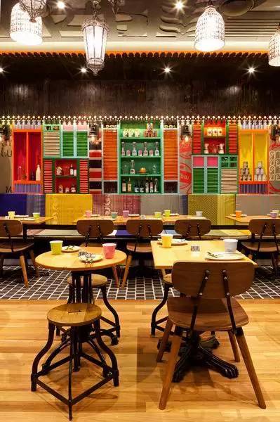这些餐厅告诉我们，色彩才是餐厅设计的灵魂！_12