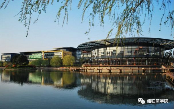 全球特色建筑资料下载-全球十个被动式节能建筑
