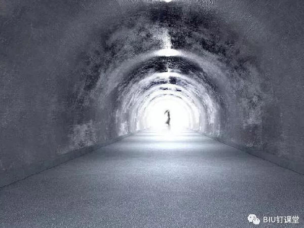 毛坯房质量管控及难点验收资料下载-浅谈隧道施工中防水的难点和方法