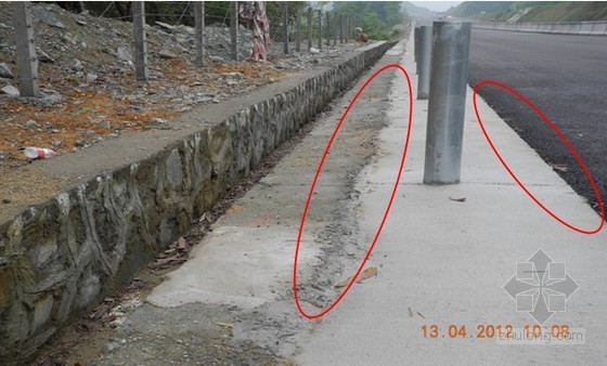 沥青混凝土路面标准化施工注意事项及典型质量事例158页（附图丰富）-排水不畅 
