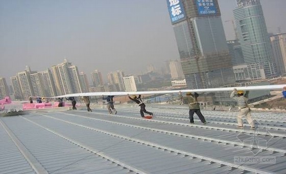 屋面板渗漏处置施工方案资料下载-[深圳]体育馆金属屋面板施工方案