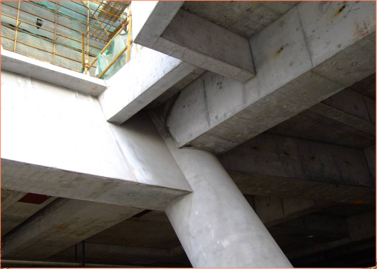 建筑工程创精品优质工程细部做法汇编（图文结合）-梁柱接头拆模后效果