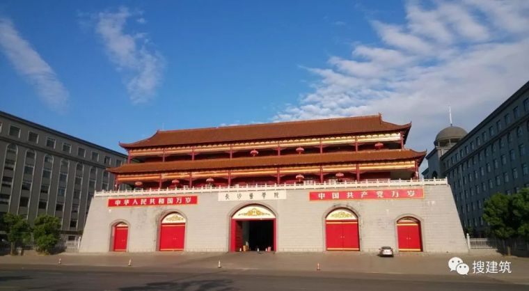 2017中国十大“最丑”建筑，丑出了新高度！！！-172827aj2hasonrgtopqll_0_0_750_0.jpg
