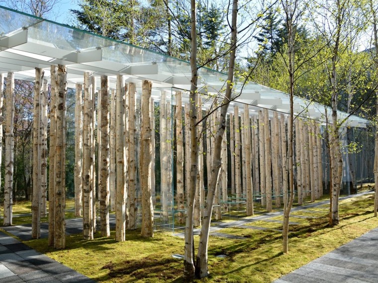 日本欲造第一高楼资料下载-日本桦树苔藓教堂